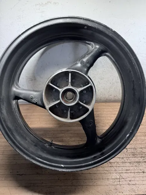 00-01 HONDA CBR929RR CBR 929RR 900RR OEM REAR BACK WHEEL RIM