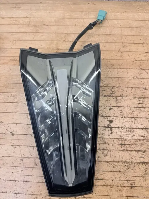 15 16 17 18 19 KTM RC 390 REAR OEM TAIL TAILLIGHT BACK BRAKE LIGHT - *MINT*