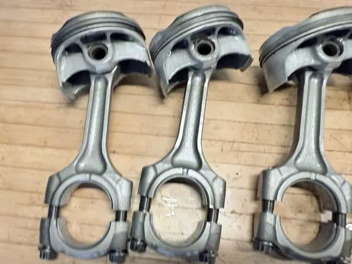 2012- 2016 SUZUKI GSXR 1000 PISTONS SET ENGINE CONNECTING ROD STOCK OEM