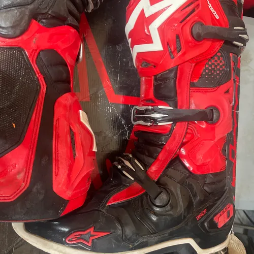 Alpinestars Tech 10 Red/Black Boots - Size 11