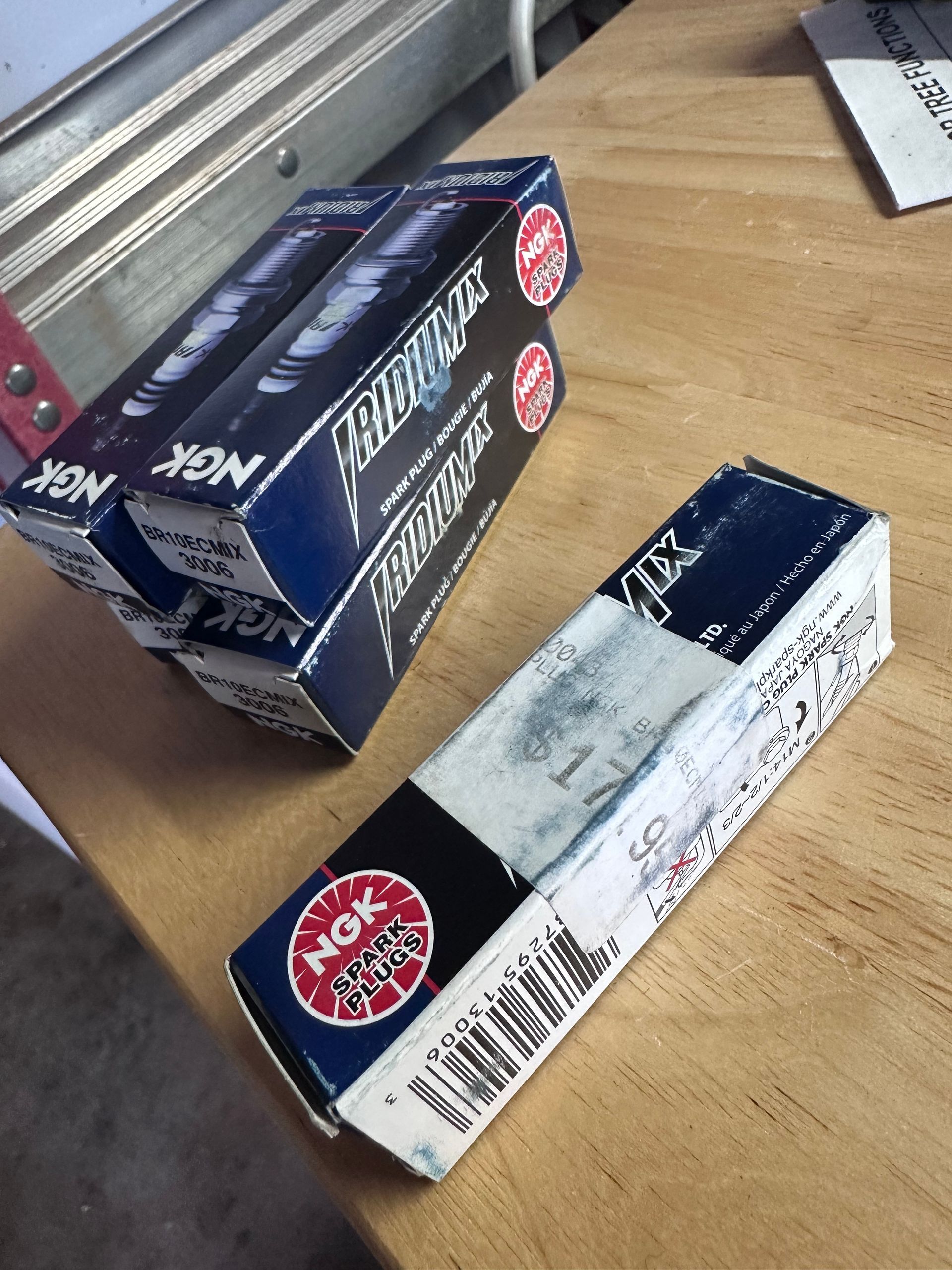 ❗️Brand 🆕 ❗️NGK BR10ECMIX (5 Spark Plugs)