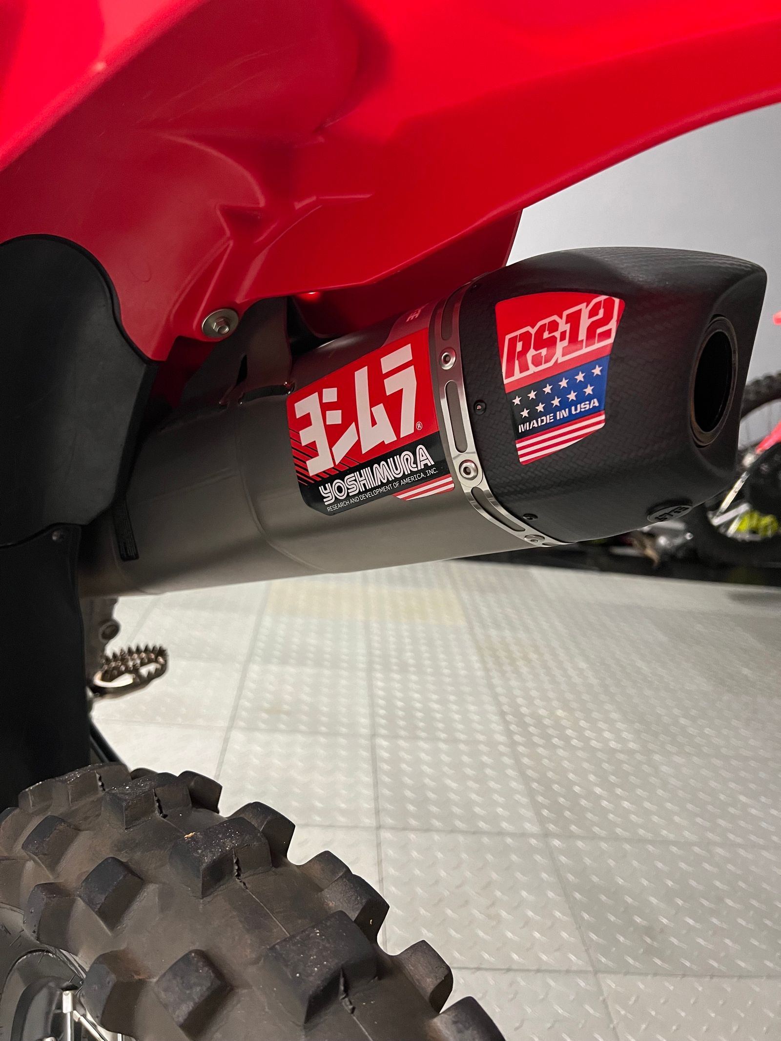 Yoshimura RS 12 Full Titanium Exhaust