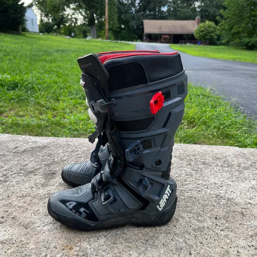 Leatt enduro 4.5 Boot (size 10)