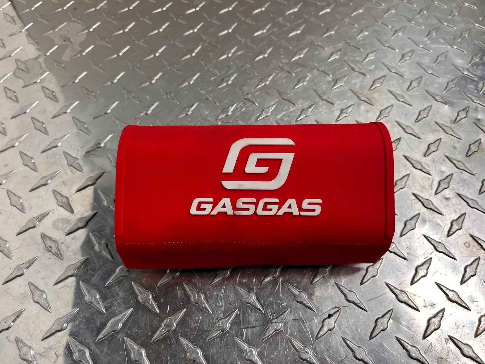 OEM GASGAS MC450F HANDLEBAR PAD PART# A54102002044FBA