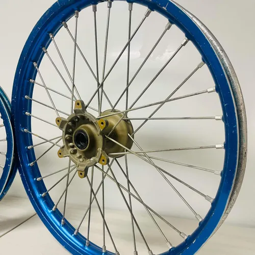 Yamaha Yz 250 Wheel Set 
