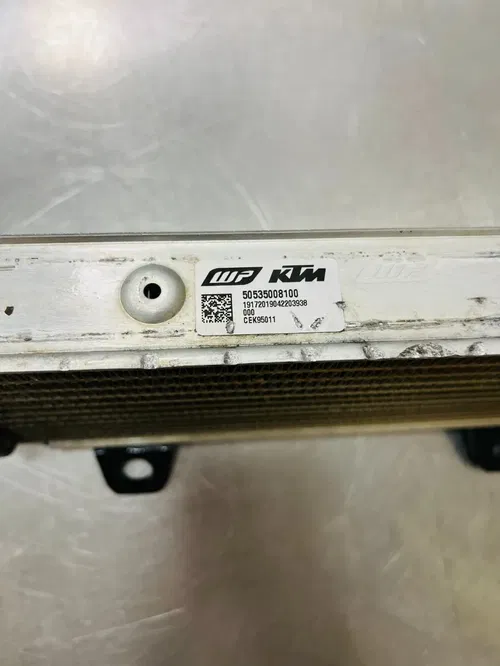 2020 KTM 125 SX WP Right Side Radiator Fill Side Cap Cooling Coolant 50535008100