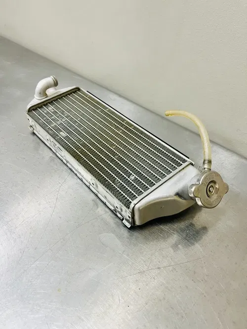 2020 KTM 125 SX WP Right Side Radiator Fill Side Cap Cooling Coolant 50535008100