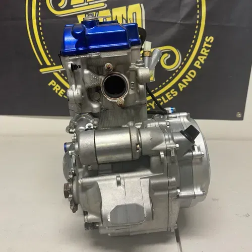 YZ250F 2019〜2023 エンジンハンガー 中古 ① - メルカリ