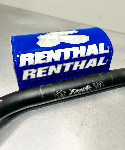 Renthal Fat Bars Kawasaki K839 BEND Handlebars Bar Pad 1 1/8TH Size 839-01-BK
