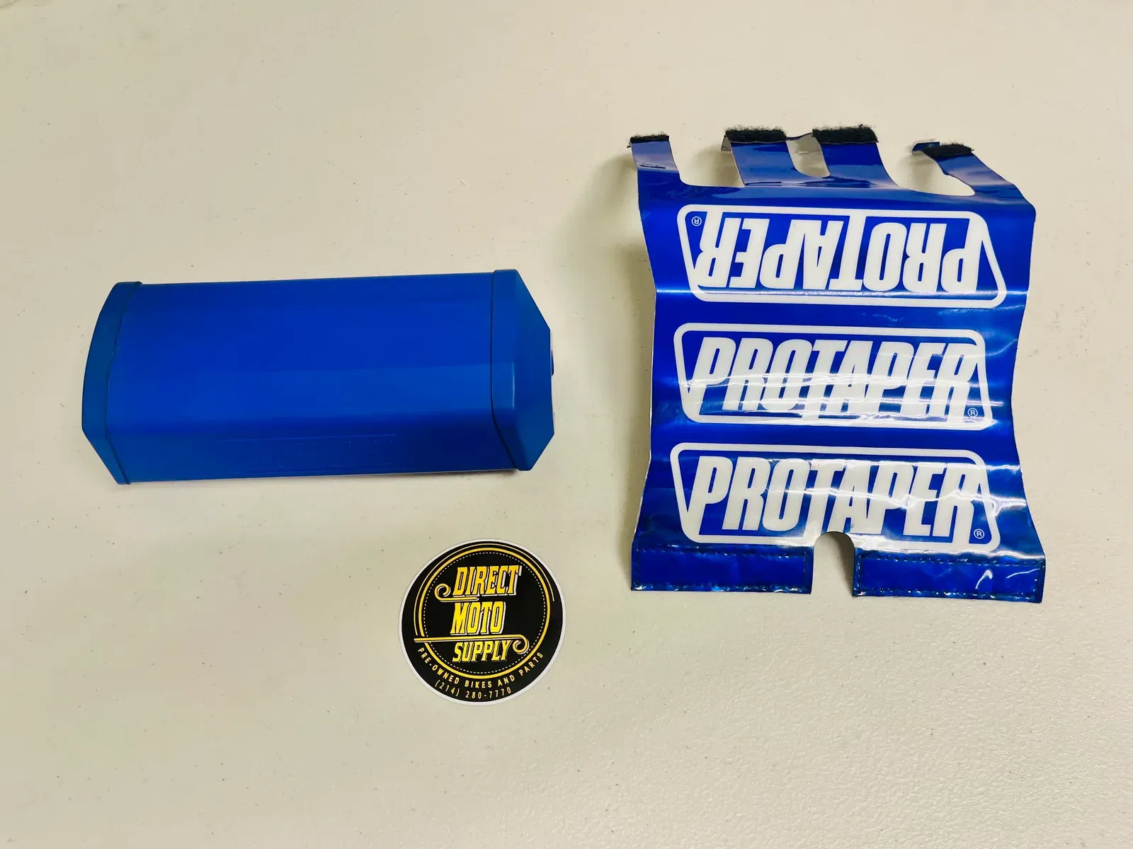 アメフト　ショルダーパッド　TITAN PRO small size アメフト ショルダーパッド TITAN PRO small size アメフト