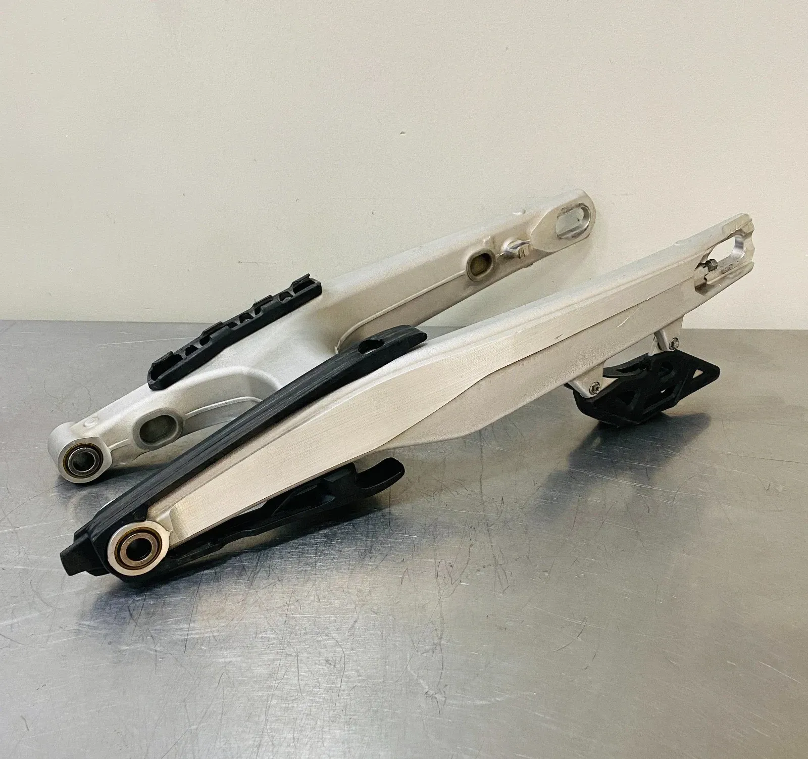 2022 GasGas MC125 Swingarm Suspension Rear Swing Arm OEM 25004130044 Dirt Bike