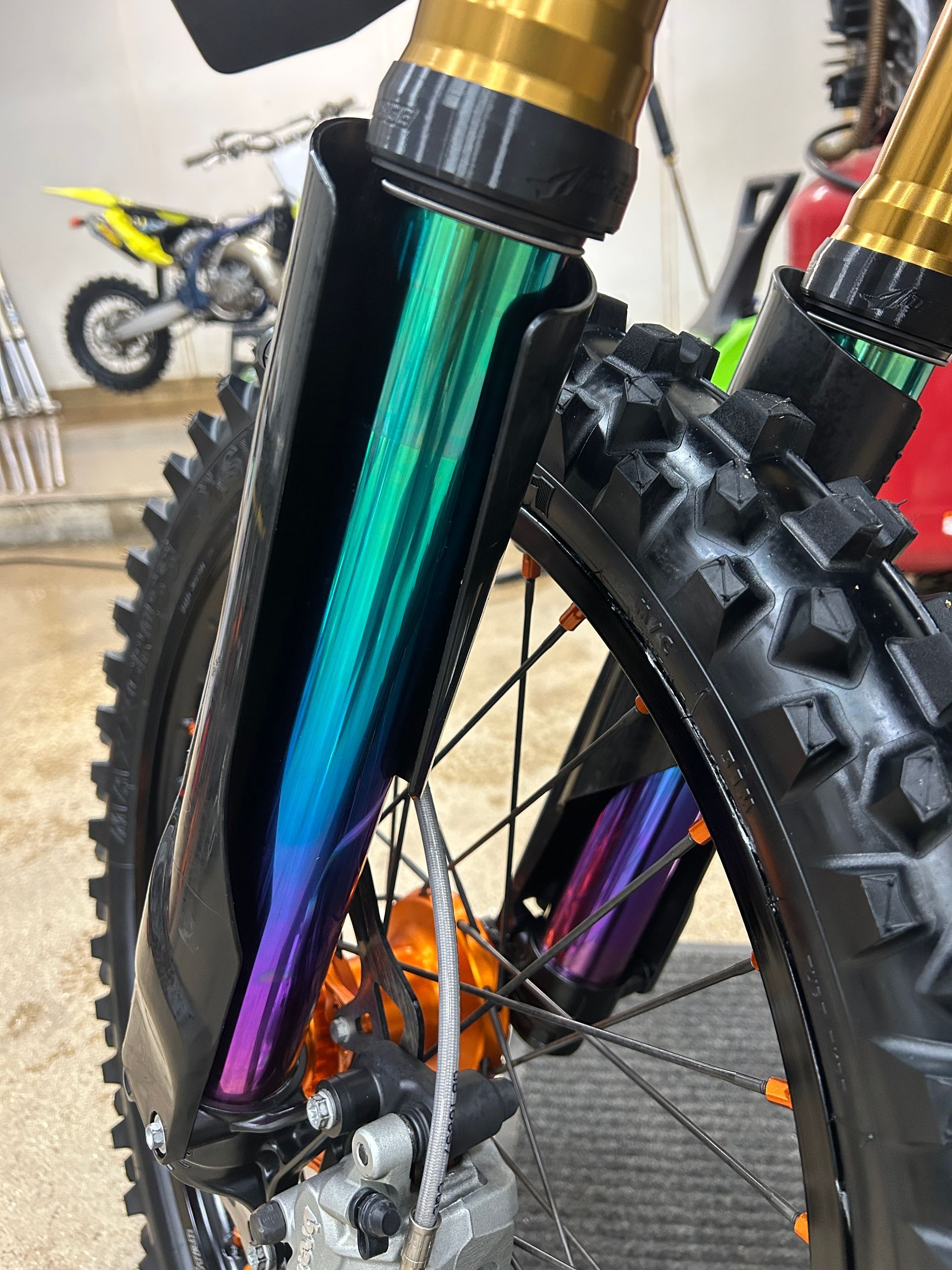 BRAND NEW WP 6500 FORKS  KTM / HUSQVARNA / GAS GAS 125 / 250 / 350 / 450 