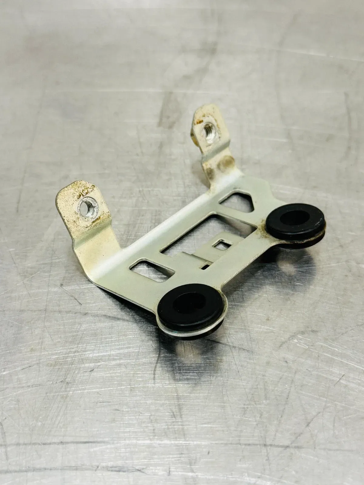 2024 Yamaha YZ250F Voltage Regulator Rectifier Mount Electrical B7B-81960-00-00