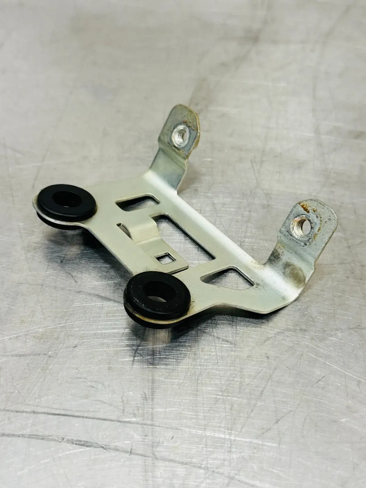 2024 Yamaha YZ250F Voltage Regulator Rectifier Mount Electrical B7B-81960-00-00