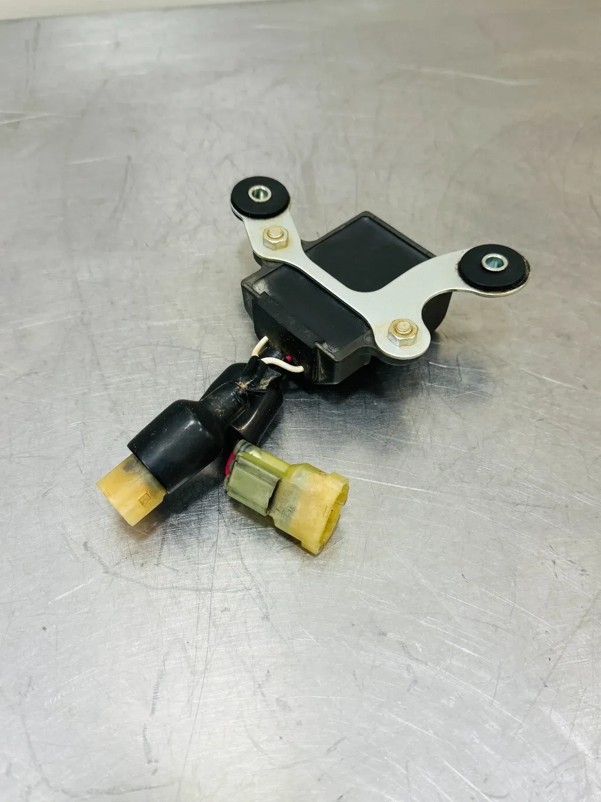 2024 Yamaha YZ250F Voltage Regulator Rectifier Mount Electrical B7B-81960-00-00