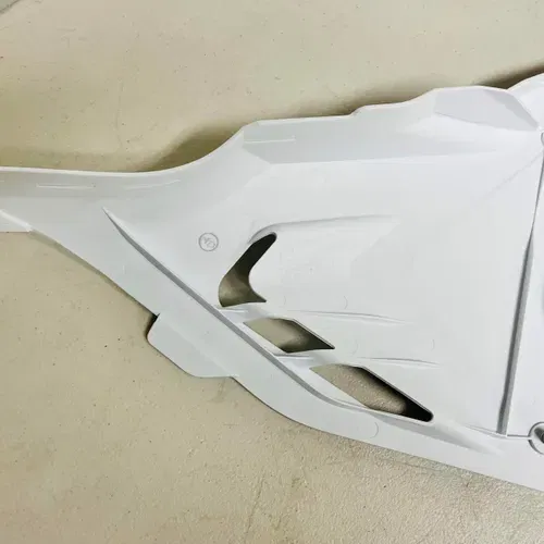 Brand New 23/24 Ktm Vented Air Box Cover 