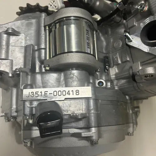 BRAND NEW 2023 / 2024 Yamaha YZ 450f Crate Engine Motor 