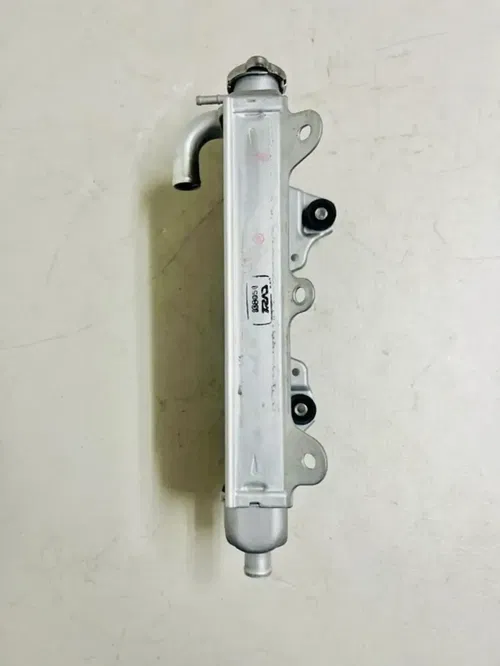 2016 Yamaha YZ250F Right Side Radiator 1SL124610000 Fill Side Cap Coolant