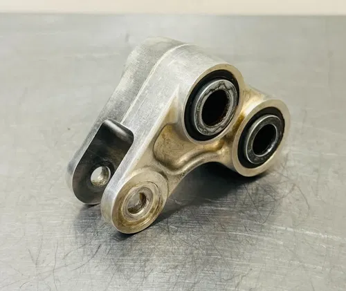 2021 Yamaha YZ450F Linkage Knuckle Triangle Rear Shock 17D-2217A-00-00 Dirtbike