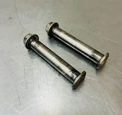 2022 GasGas MC 125 Short Linkage Pivot Bolts Nut Spindle Shaft Assembly MC125
