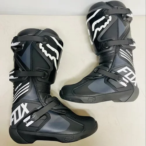 Like Brand new Fox Comp boots SIZE 11