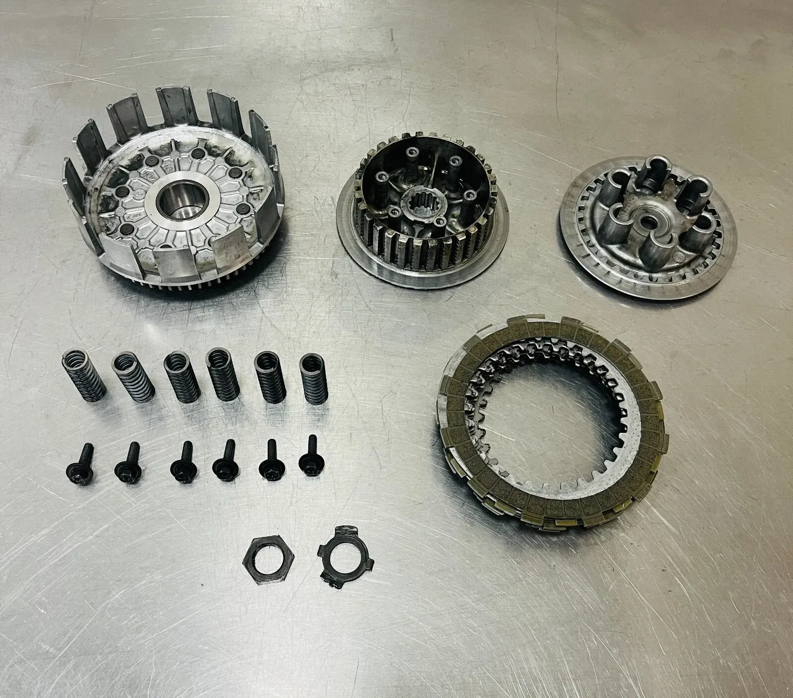 2006 Yamaha YZ250 Clutch Assembly OEM Basket Hub Plates Kit Spring Bolts Bike