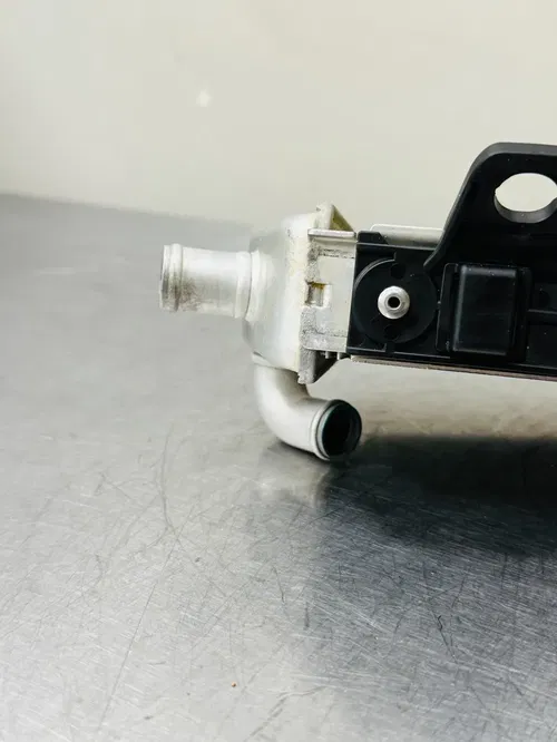 2023.5 KTM 450SXF FE Right Side Radiator OEM Fill Side Cap Cooling A46035008000
