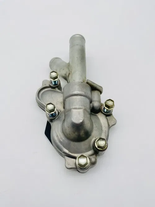 2024 Yamaha YZ250F Water Pump Impeller Engine Housing Cover 33D-12422-00-00 YZ