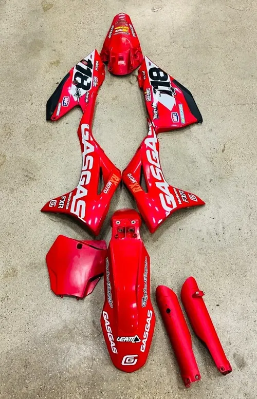 2022 GasGas MC 125 Plastics Kit Fender Panel Guard Protector Shroud Red MC125