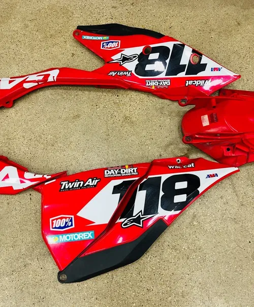 2022 GasGas MC 125 Plastics Kit Fender Panel Guard Protector Shroud Red MC125