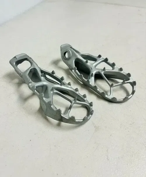 New 2024 KTM 450 SX-F Foot Peg Set Left Right A46003137033 Footrests 450 SX-F