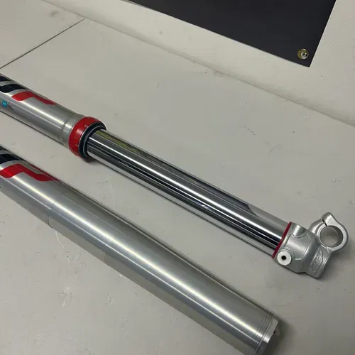 Brand New Wp XACT Air Fork 48mm 2023 KTM Forks Zero Hours