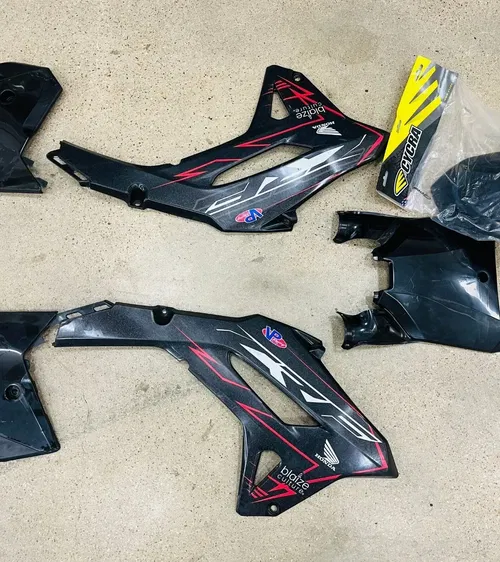 2024 Honda CRF450 Plastics Fender Shrouds Side Panels Protector Graphics Kit CRF
