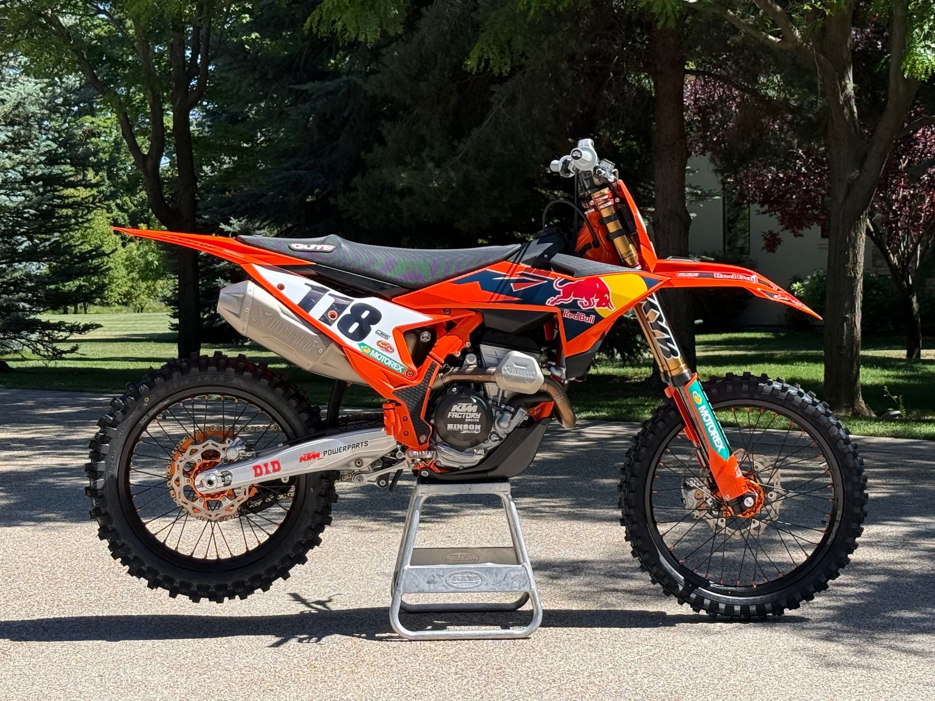 crf118r