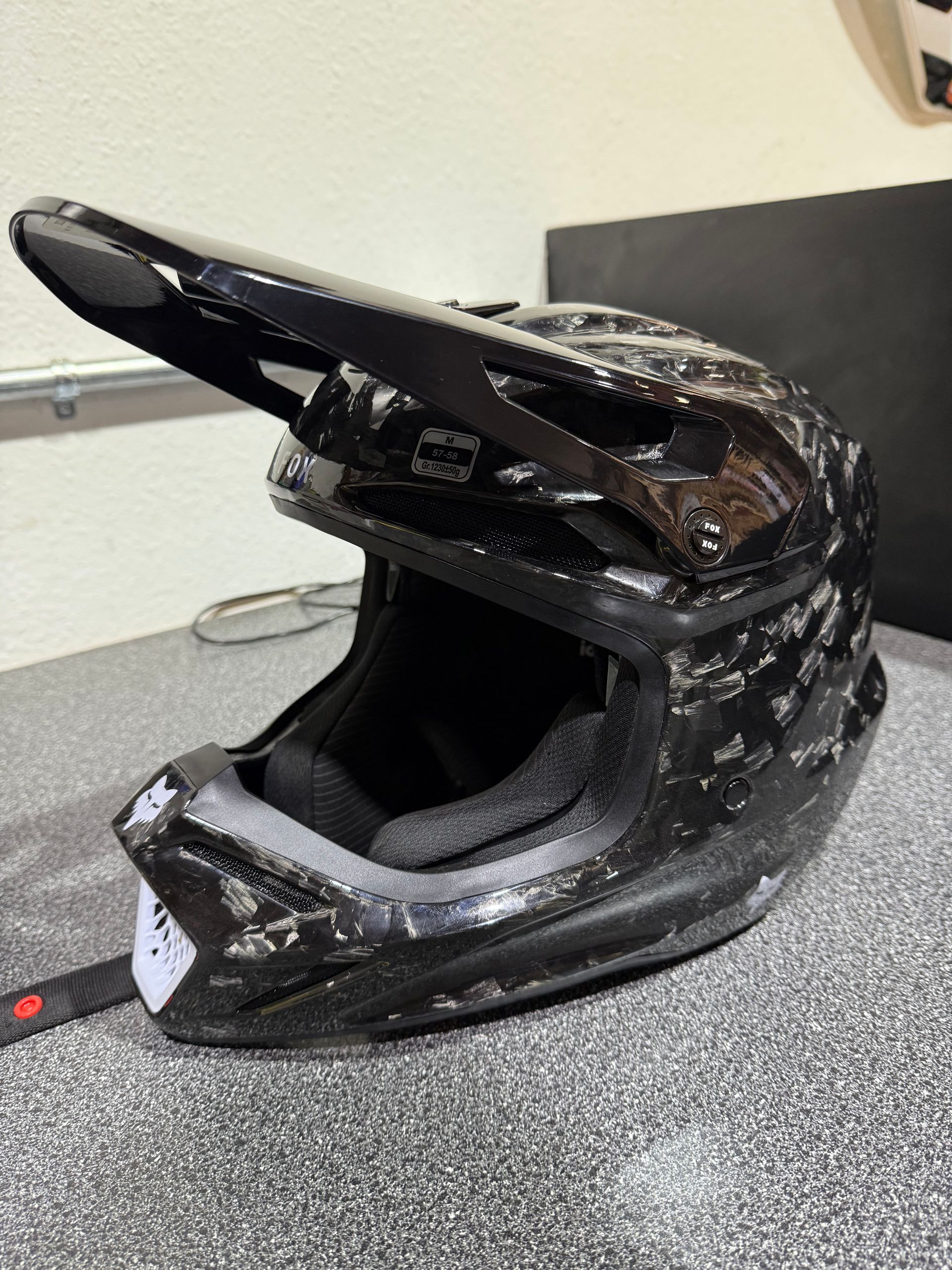 Fox Racing V3 RS Carbon Helmet