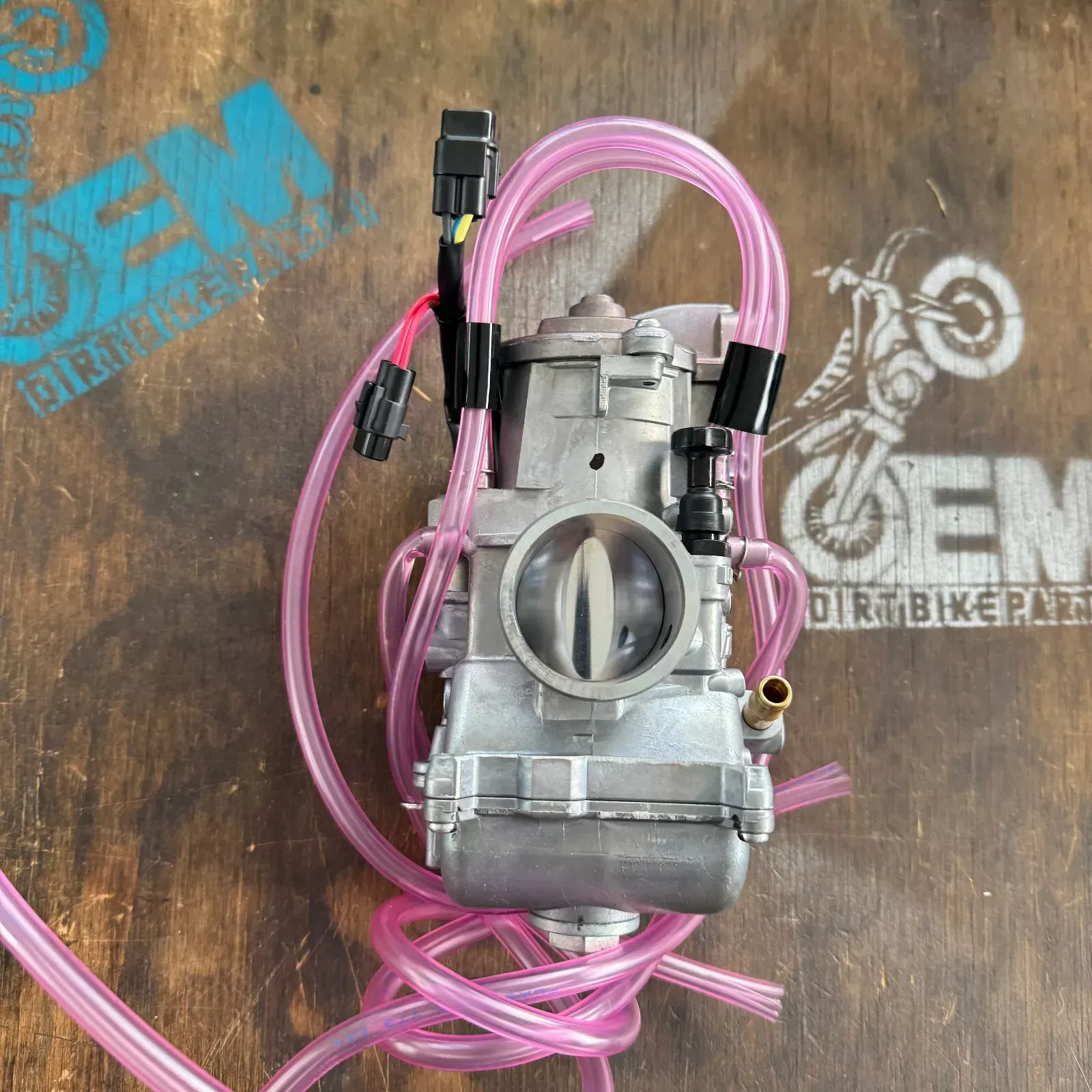 32power H100-60K スプリング　新品未使用 カロッツェリア ヴォクシー(90系・R4/1〜現在)専用 8cm・クロス