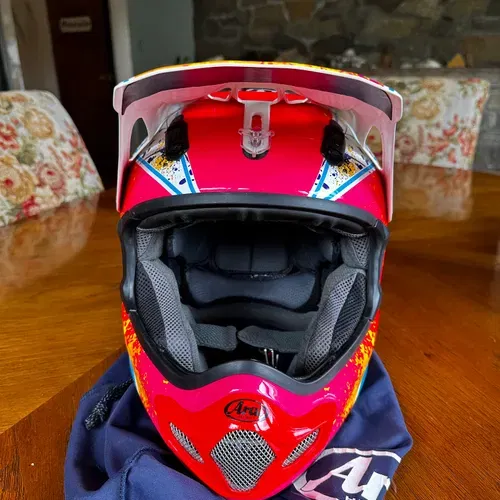 Arai Helmets - Size M
