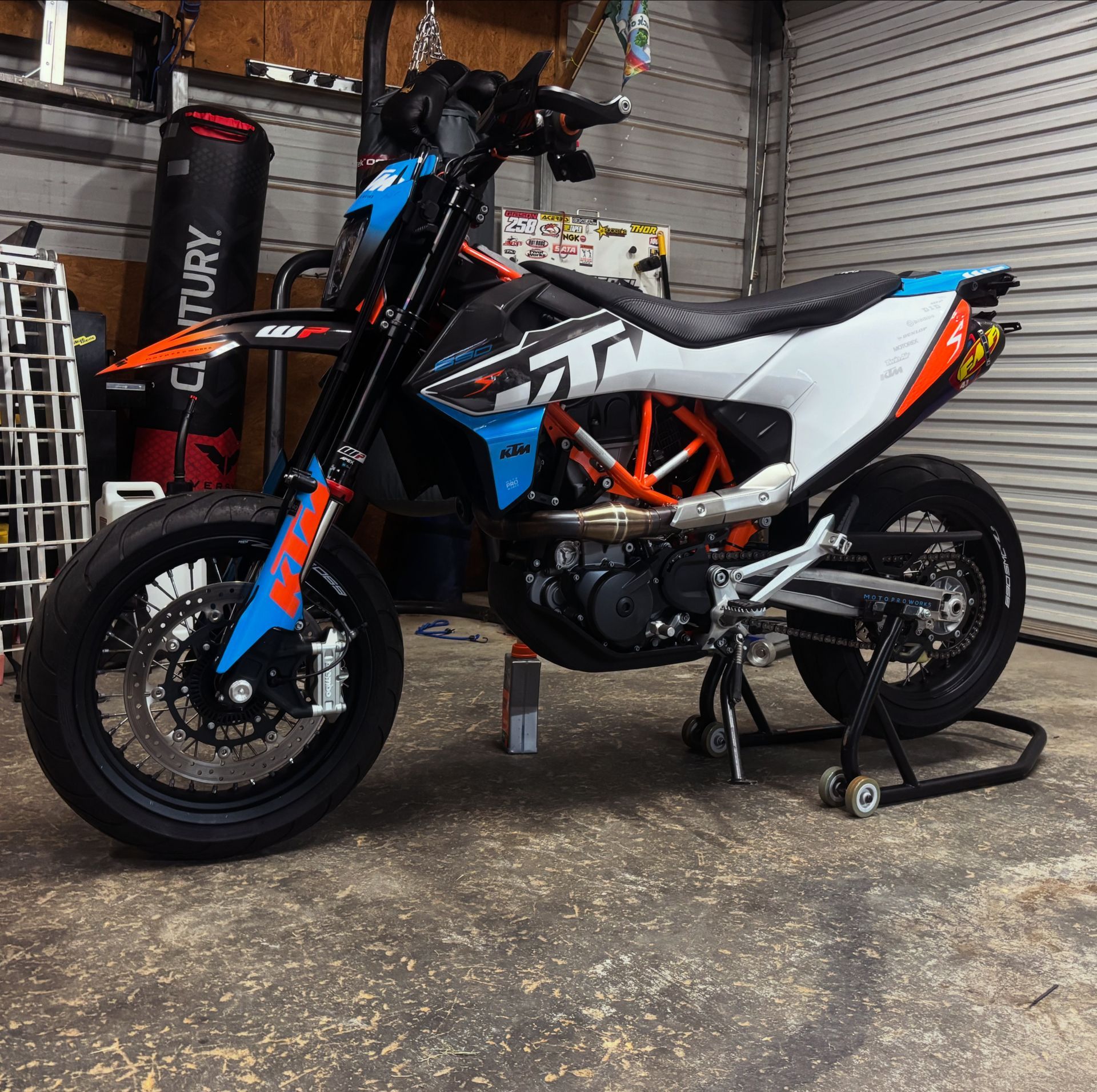 2019 KTM 690
