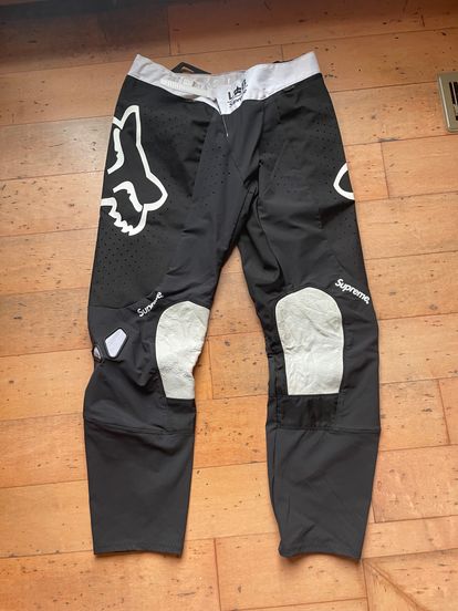 Buy Supreme x Fox Racing Moto Pant 'Multicolor' - SS18P16 MULTICOLOR | GOAT