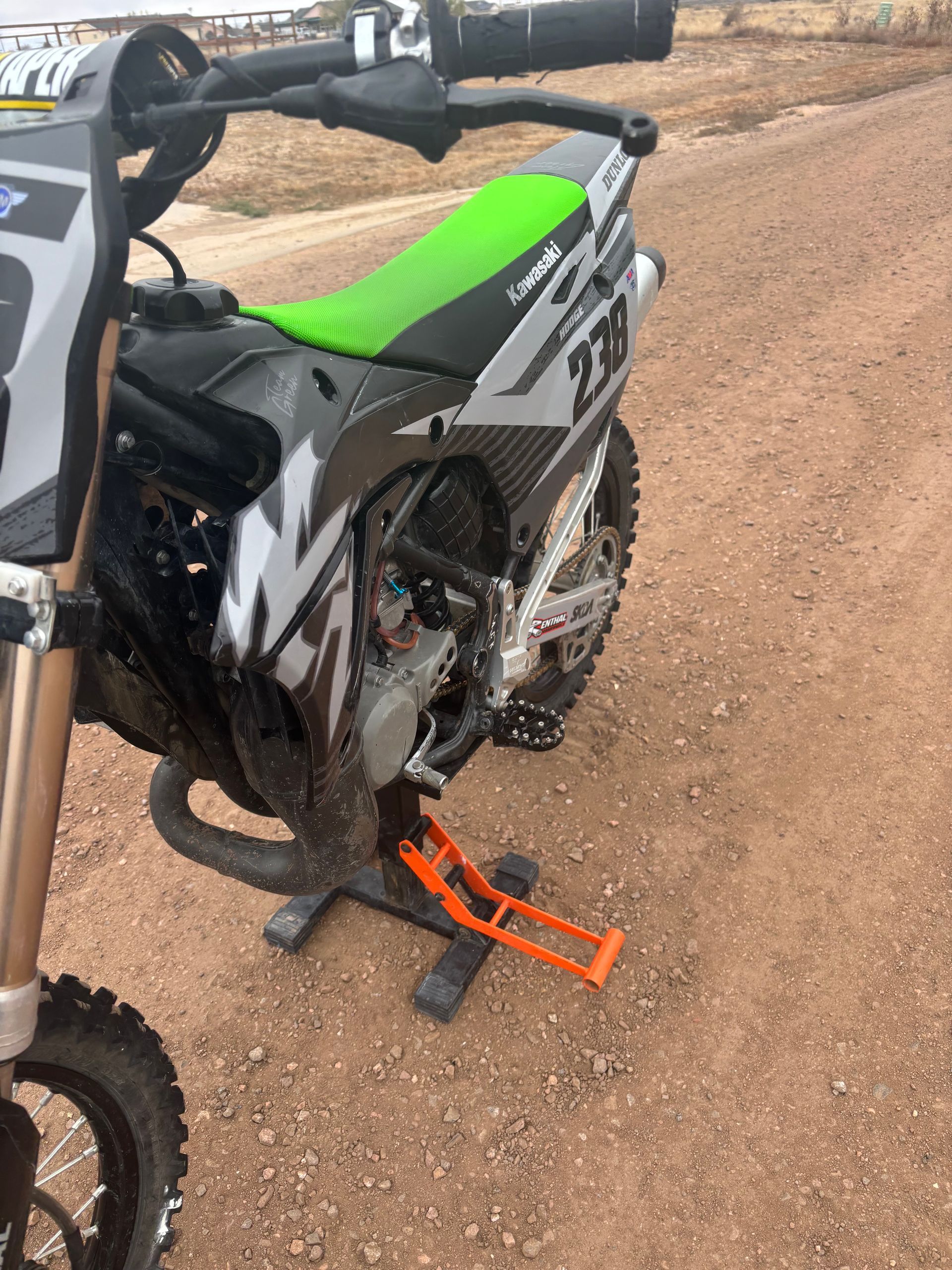 2021 KX100