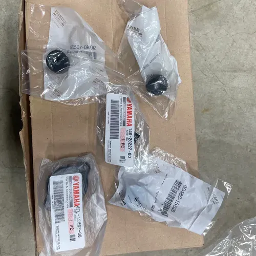 OEM Radiator, Cap, Grommets YZ 85