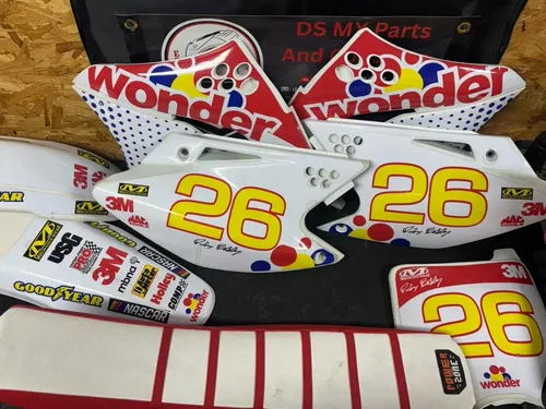 2006-2008KX250F Plastics Kit w/ Wonder Bread Graphics & Seat – Talladega Nights