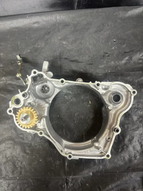 1991 YAMAHA YZ125 OEM ENGINE MOTOR INNER CLUTCH COVER 3JD-15431-00-00