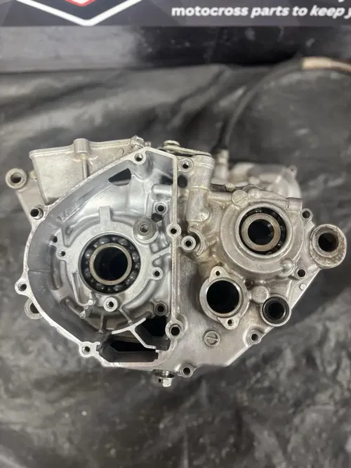 OEM 2011 2012 2013 Kawasaki KX250F Engine Motor Crankcases Crank Cases KX 250F