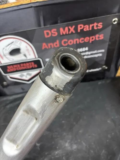 KX125 Exhaust Muffler Silencer Pipe OEM 18100-1079 Kawasaki KX 125 1999-2000
