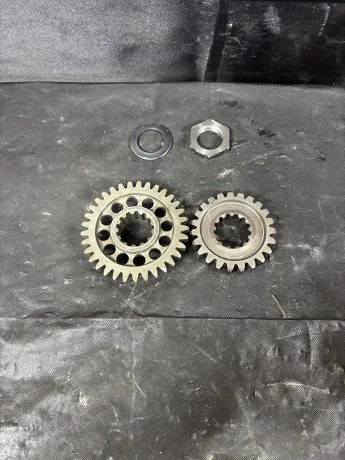 2010 2011 2012 2013 Yamaha YZ450F YZ 450F Crank Shaft Primary Gears