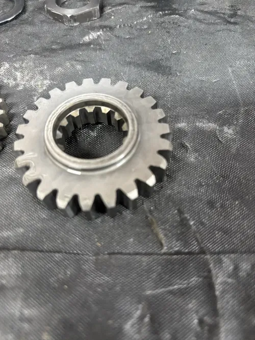 2010 2011 2012 2013 Yamaha YZ450F YZ 450F Crank Shaft Primary Gears