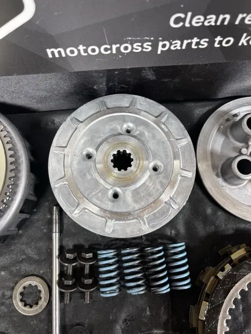 1999 - 2002 Kawasaki KX125 OEM Clutch assembly Basket Hub Plates Springs KX 125
