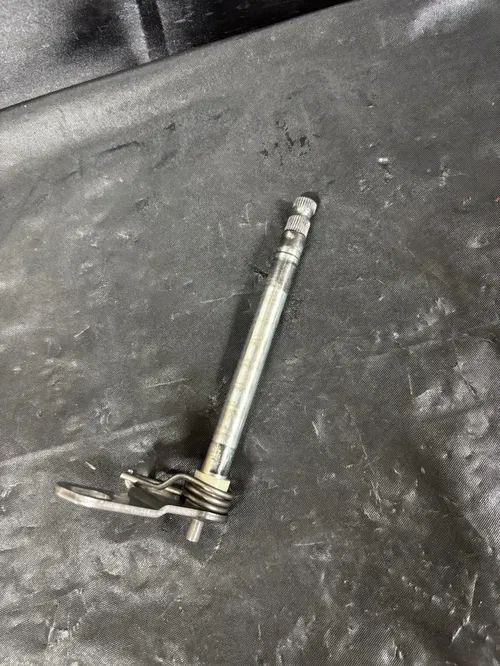 1991 Yamaha YZ125 Shift Shaft OEM Shifter Spindle Lever Arm Spring