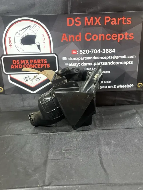 2000-2023 KAWASAKI KX65 OEM AIR CLEANER CASE AIR BOX 2003-2005 RM65 Suzuki